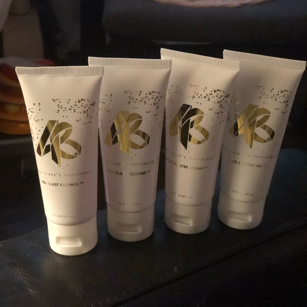 Ashley Black blaster set - cleanser, oil, cream
